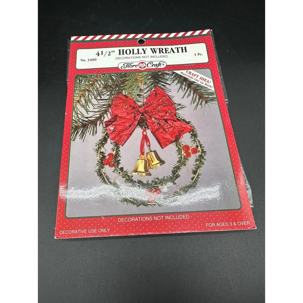 Vintage Fibre Craft Mini Holly Wreath Kit 4.5in Christmas DIY Holiday Craft